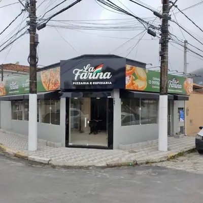 Fachada: trabalho 1 da Toldos Maranata