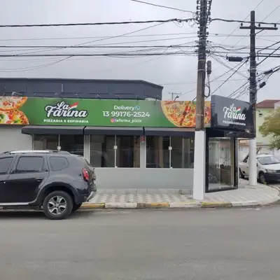 Fachada: trabalho 2 da Toldos Maranata