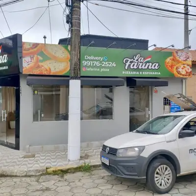 Fachada: trabalho 3 da Toldos Maranata