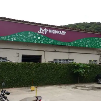 Fachada: trabalho 58 da Toldos Maranata