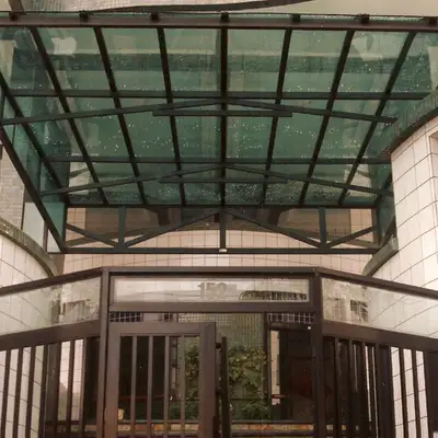 Policarbonato: trabalho 61 da Toldos Maranata