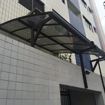 Policarbonato: trabalho 84 da Toldos Maranata