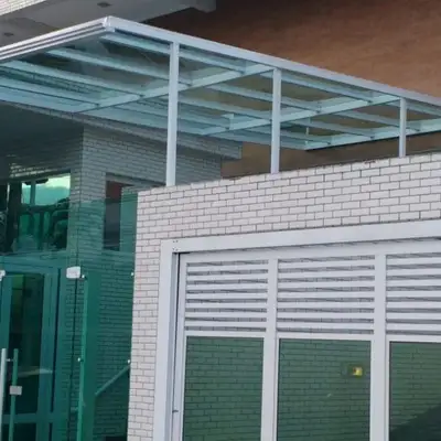 Policarbonato: trabalho 92 da Toldos Maranata