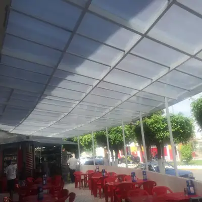 Policarbonato: trabalho 95 da Toldos Maranata