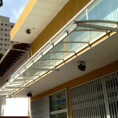 Policarbonato: trabalho 105 da Toldos Maranata