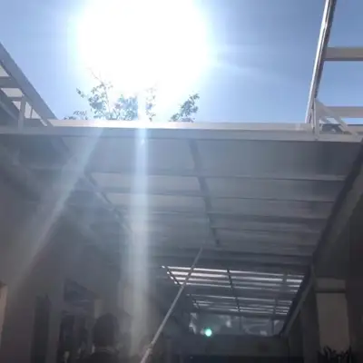 Policarbonato: trabalho 131 da Toldos Maranata
