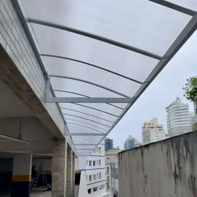 Policarbonato: trabalho 165 da Toldos Maranata